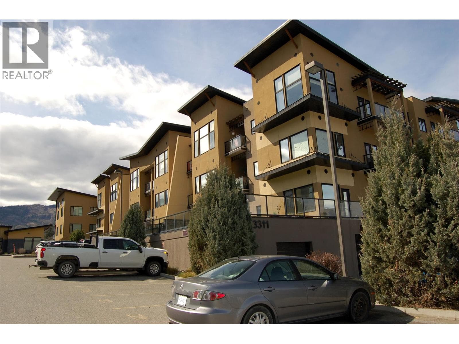 2 bed 2 bath single family at 3311 Wilson Street Unit# 406 — $475,000