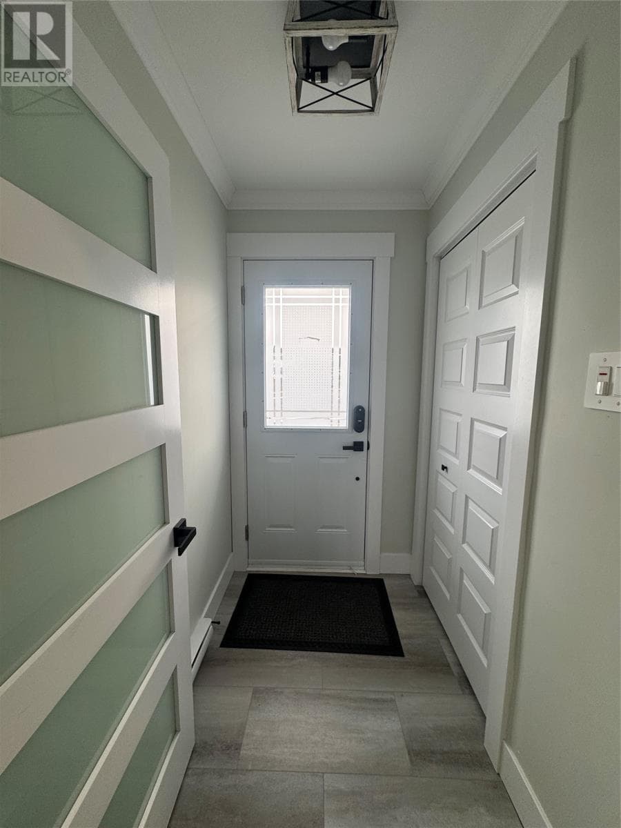 30 Hicks Place photo 4