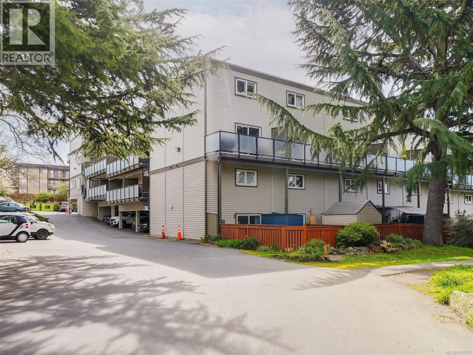 2 bed 1 bath single family at 201 991 Cloverdale Ave — $498,999