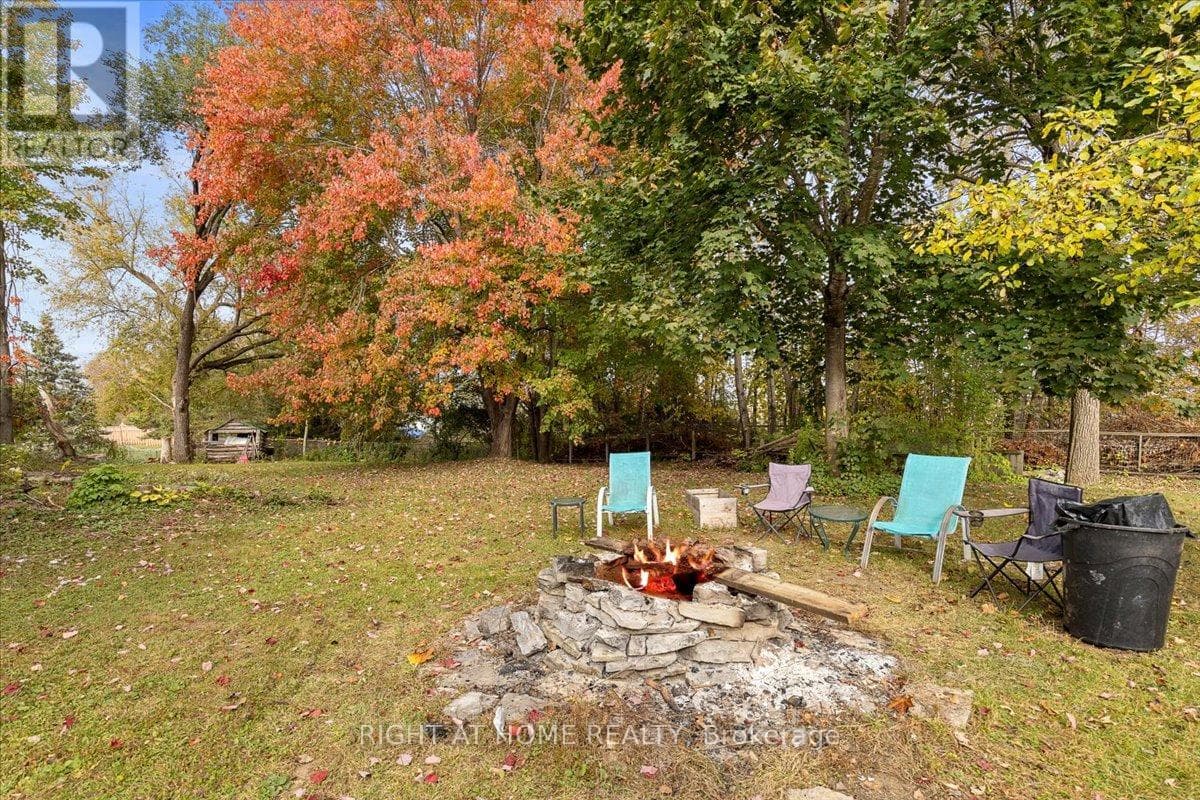 424 LAURIER STREET photo 3