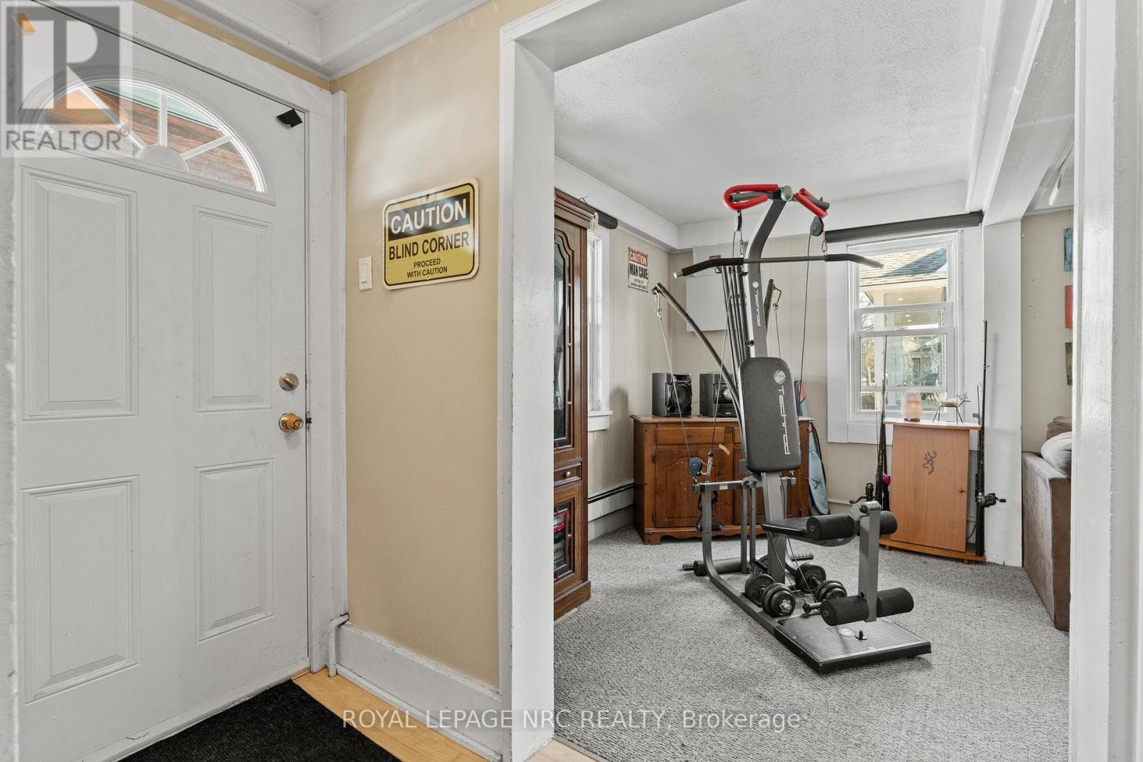 42 LEEPER STREET photo 4