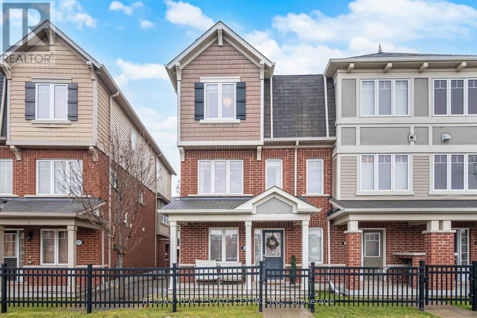 3 bed 3 bath single family at 26 - 6020 DERRY ROAD — $799,900