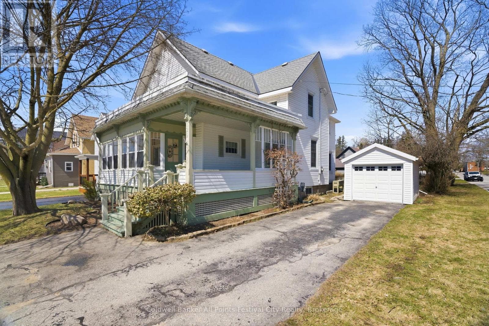 129 ONTARIO STREET photo 2