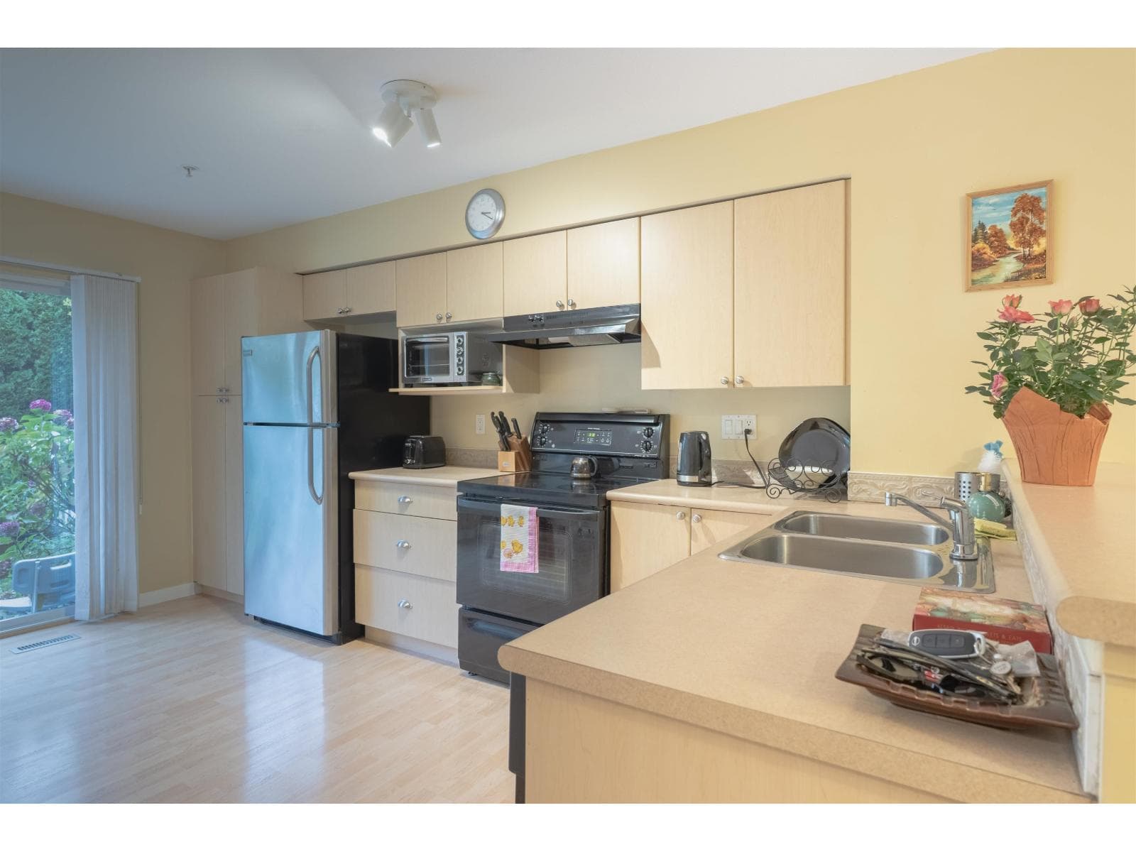 84 12711 64 AVENUE photo 5
