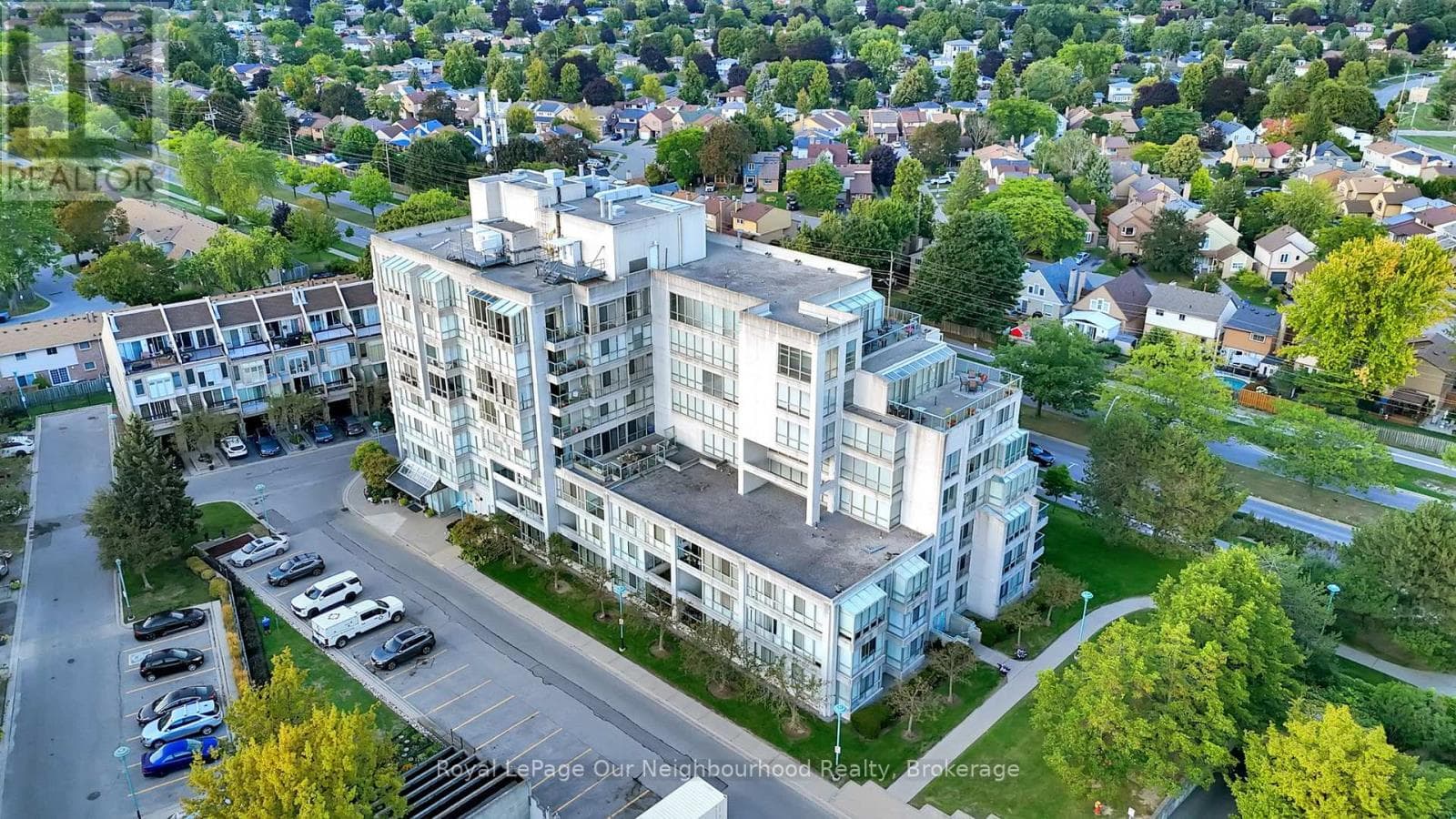 304 - 25 CUMBERLAND LANE photo 2