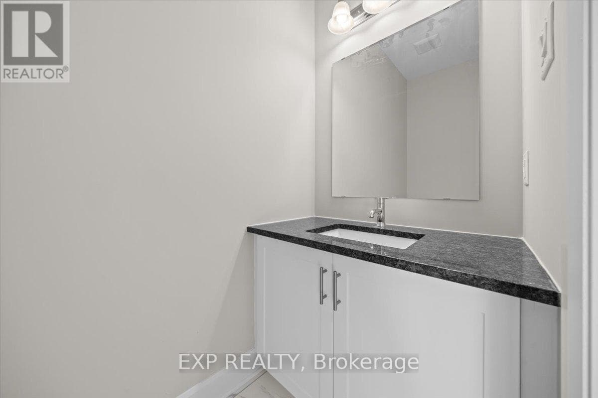 70 EASTWOOD DRIVE photo 4