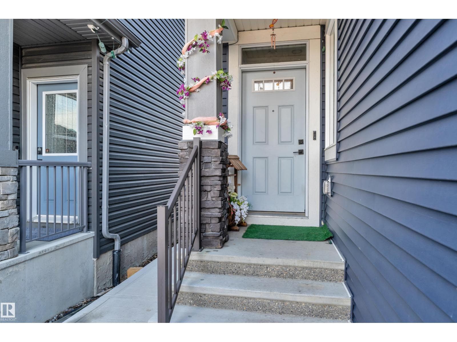 5213 22A AV SW photo 4