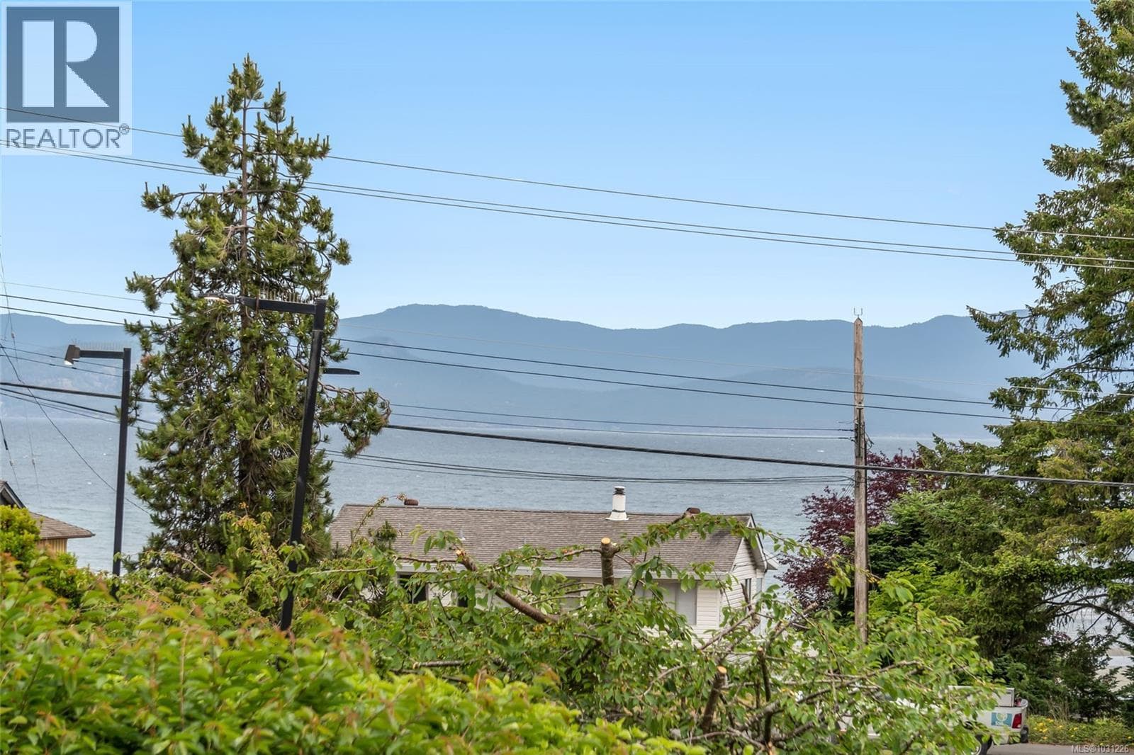 201 309 Morison Ave photo 2
