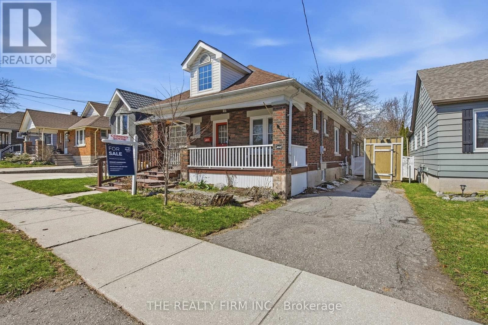 460 MOORE STREET photo 3