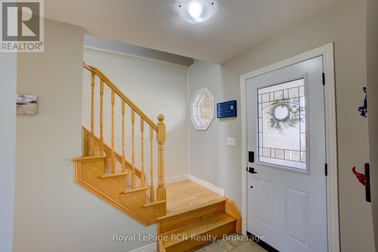 232 CONESTOGA STREET N photo 5