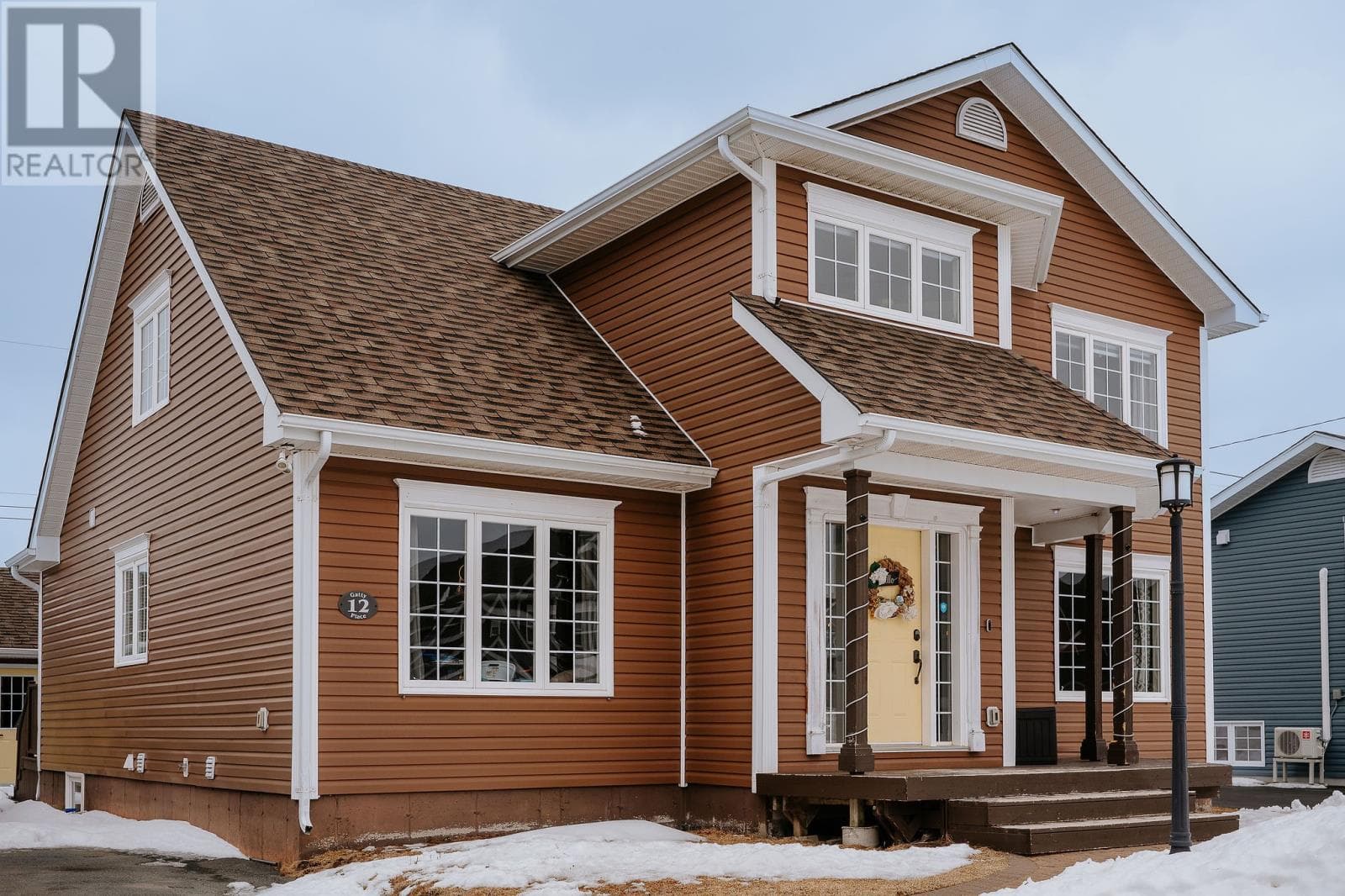 3 bed 4 bath single family at 12 Gatty Place — $509,000