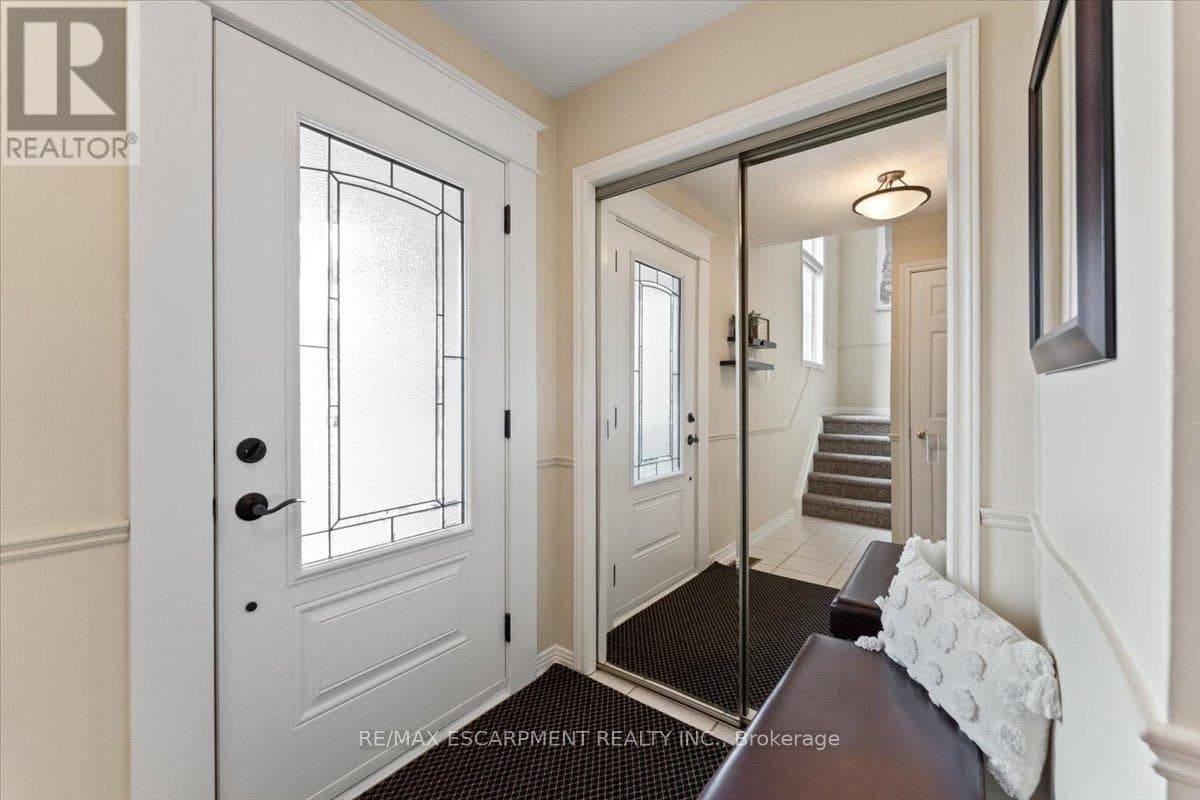 284 DELANCEY BOULEVARD photo 4