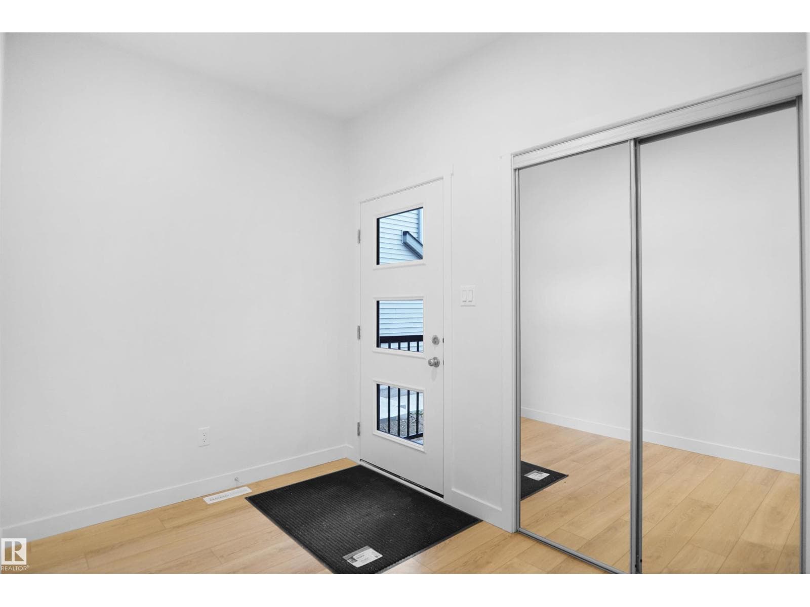 13132 214 ST NW photo 2