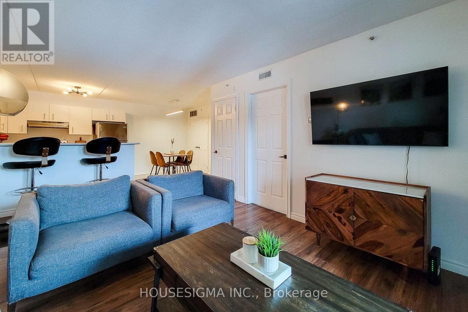 204 - 4003 KILMER DRIVE photo 5