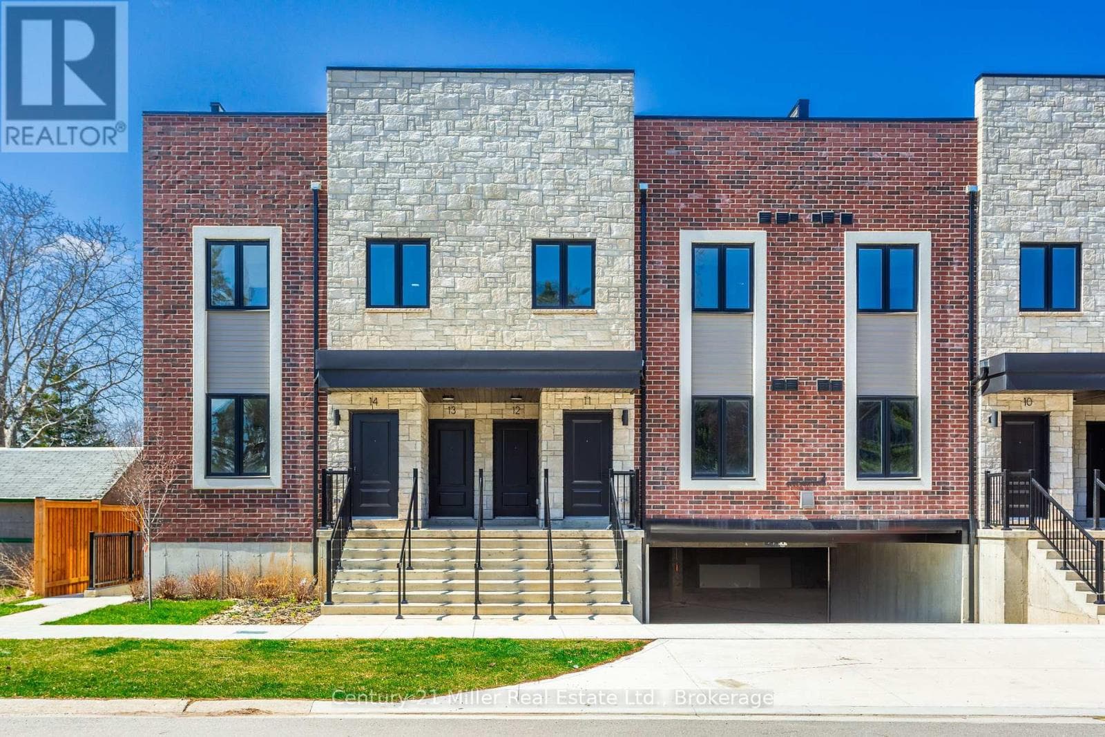 4 bed 3 bath single family at 12 - 2 SLESSOR BOULEVARD — $749,900