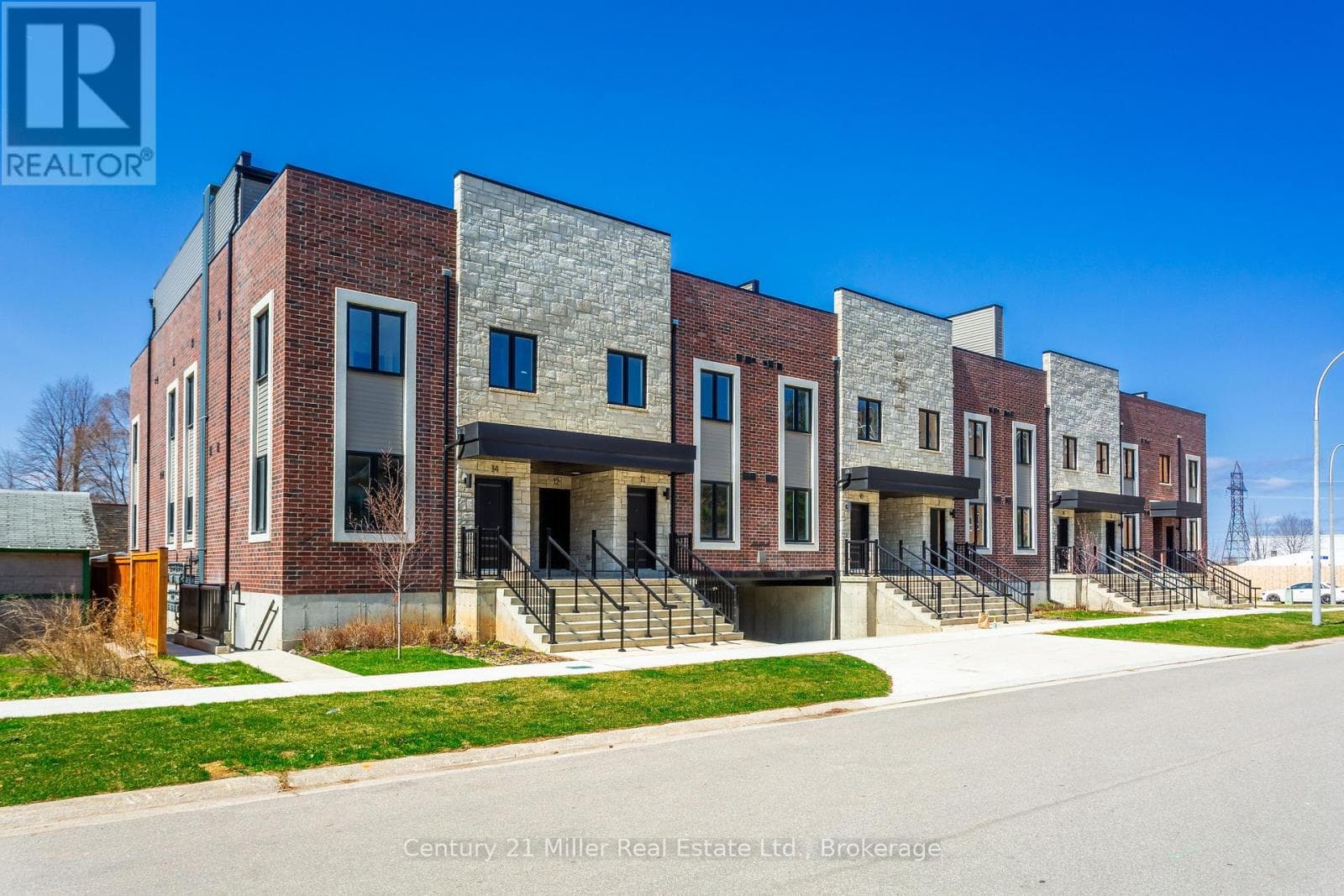 12 - 2 SLESSOR BOULEVARD photo 2