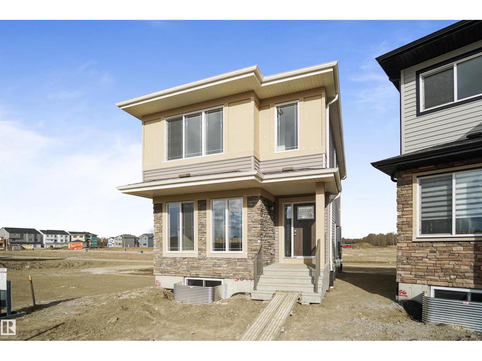 3 bed 3 bath single family at 1232 MCLEOD AV — $455,802
