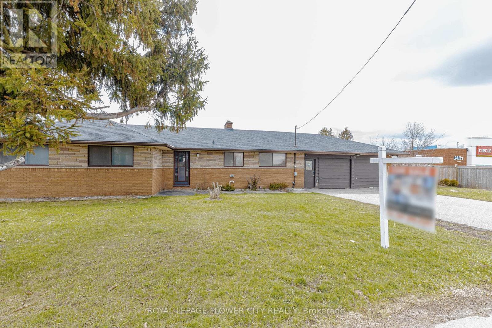 1421 FANSHAWE PARK ROAD E photo 2