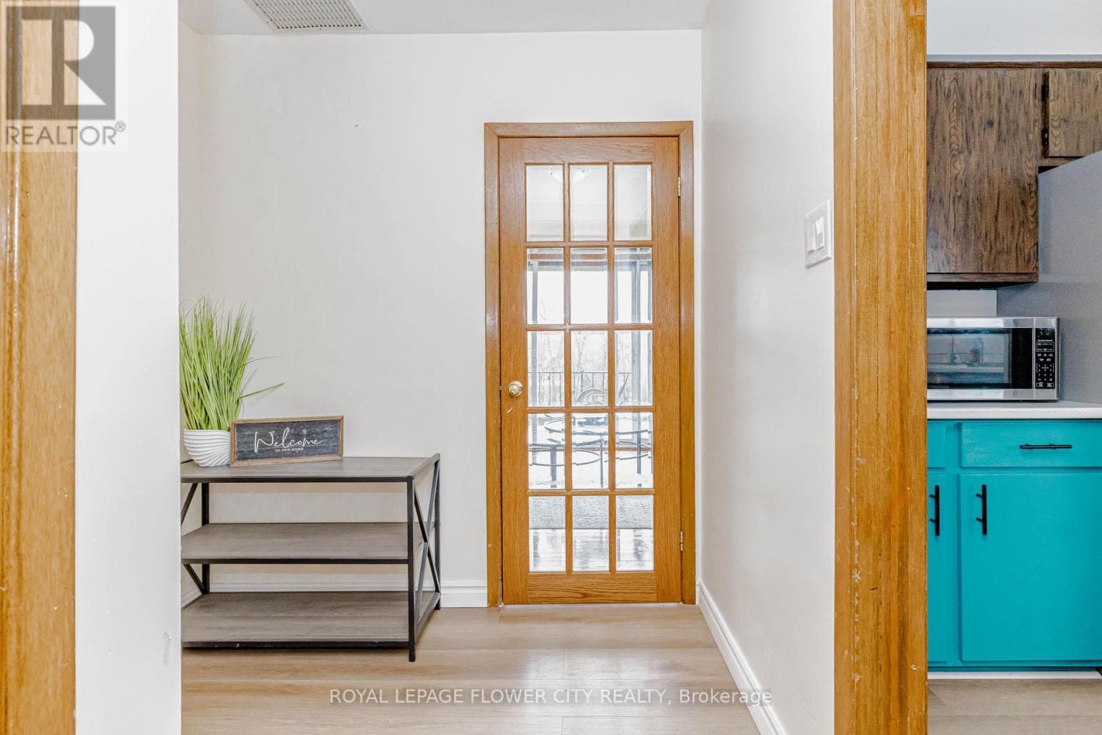 1421 FANSHAWE PARK ROAD E photo 5