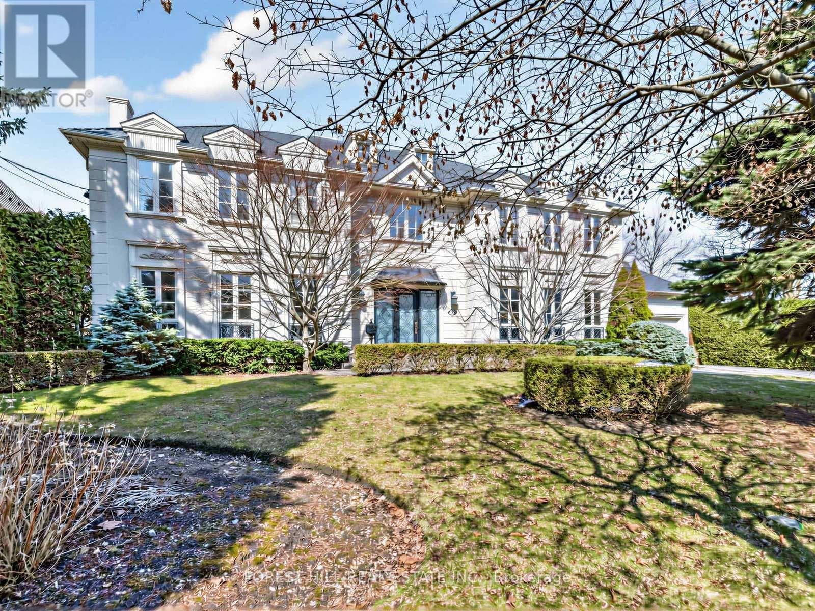 8 COLVESTONE ROAD photo 3