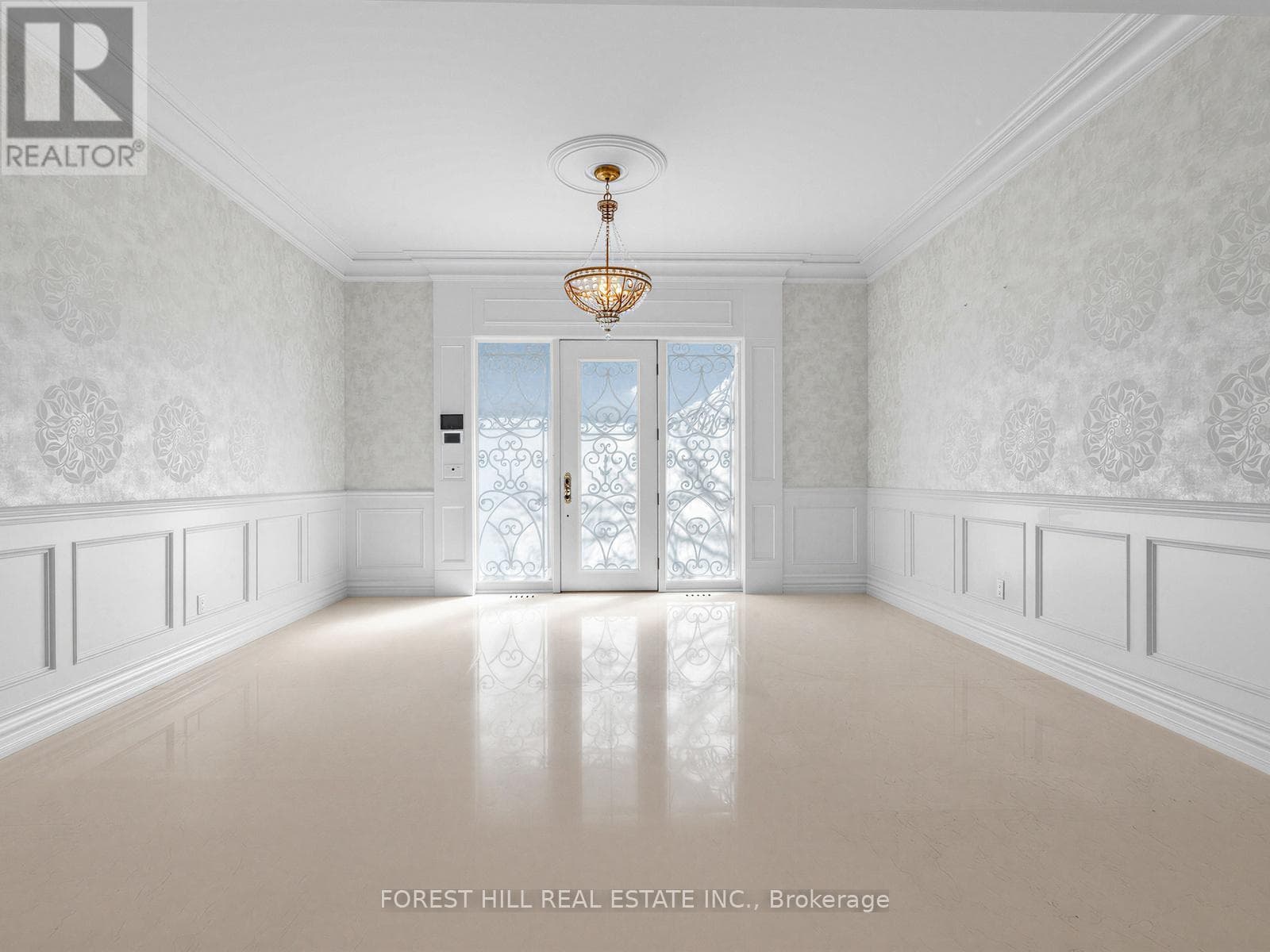 8 COLVESTONE ROAD photo 5