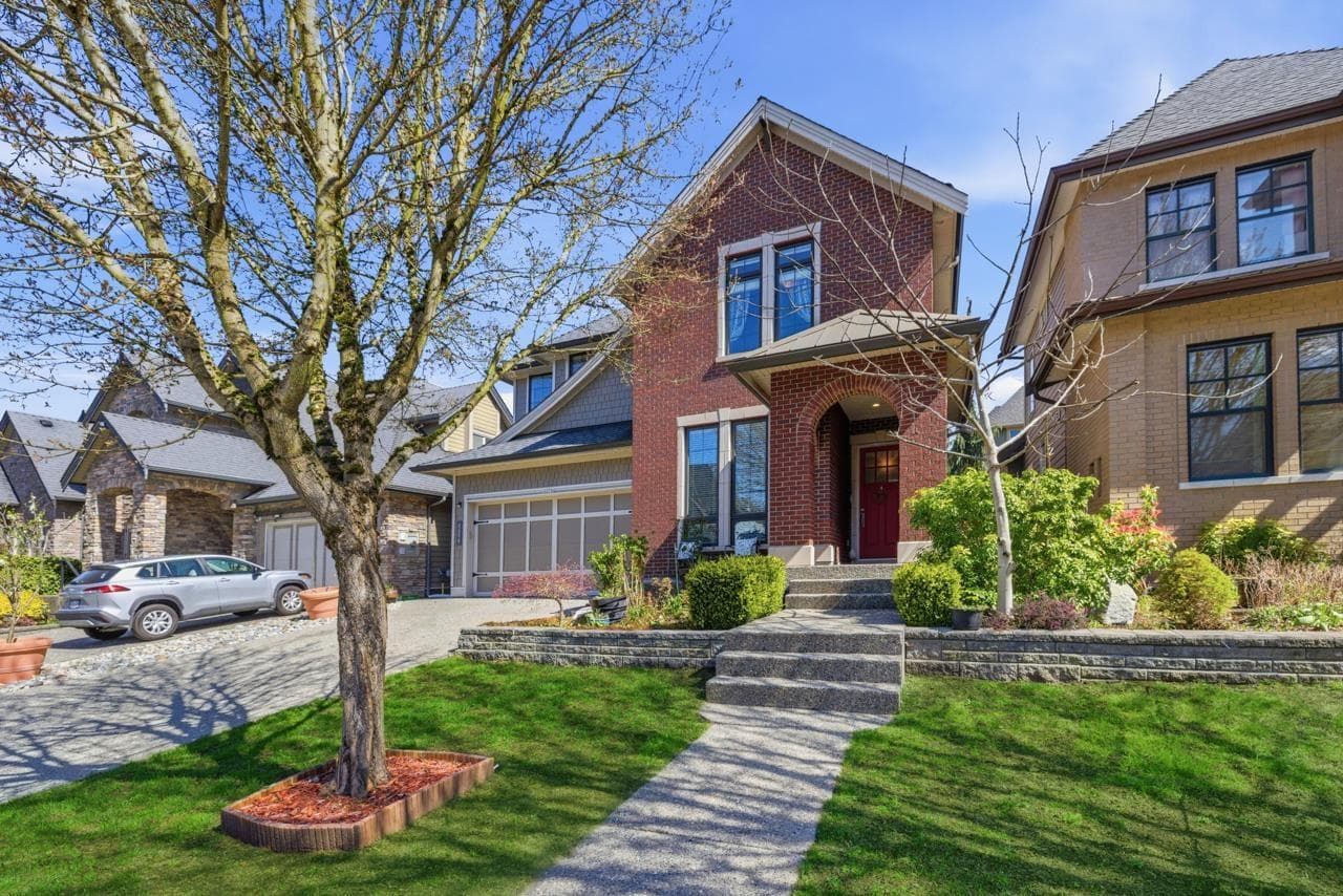 2574 163 STREET photo 2