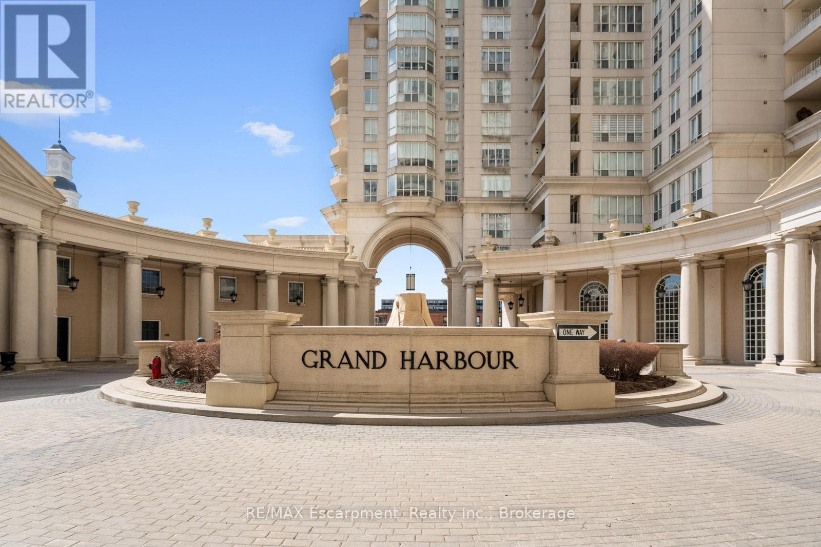 301 - 2287 LAKE SHORE ROAD W photo 3