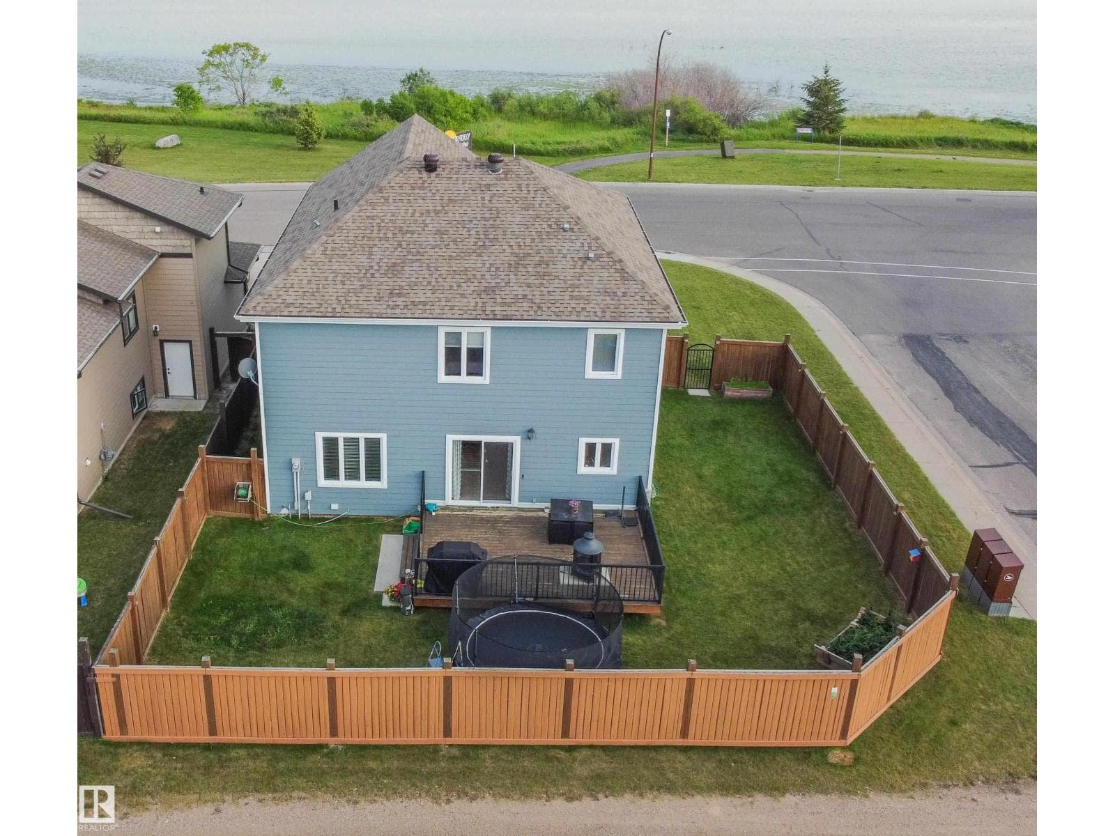 3719 lakeshore DR — photo 5