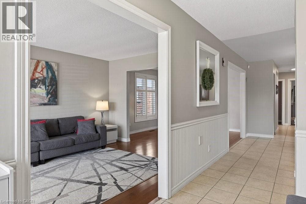 39 TRENHOLME Crescent photo 5