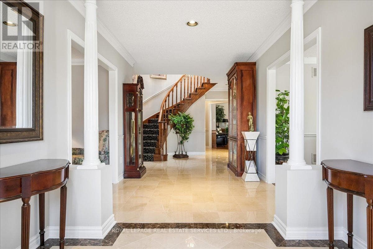 1401 THE LINKS DRIVE photo 3
