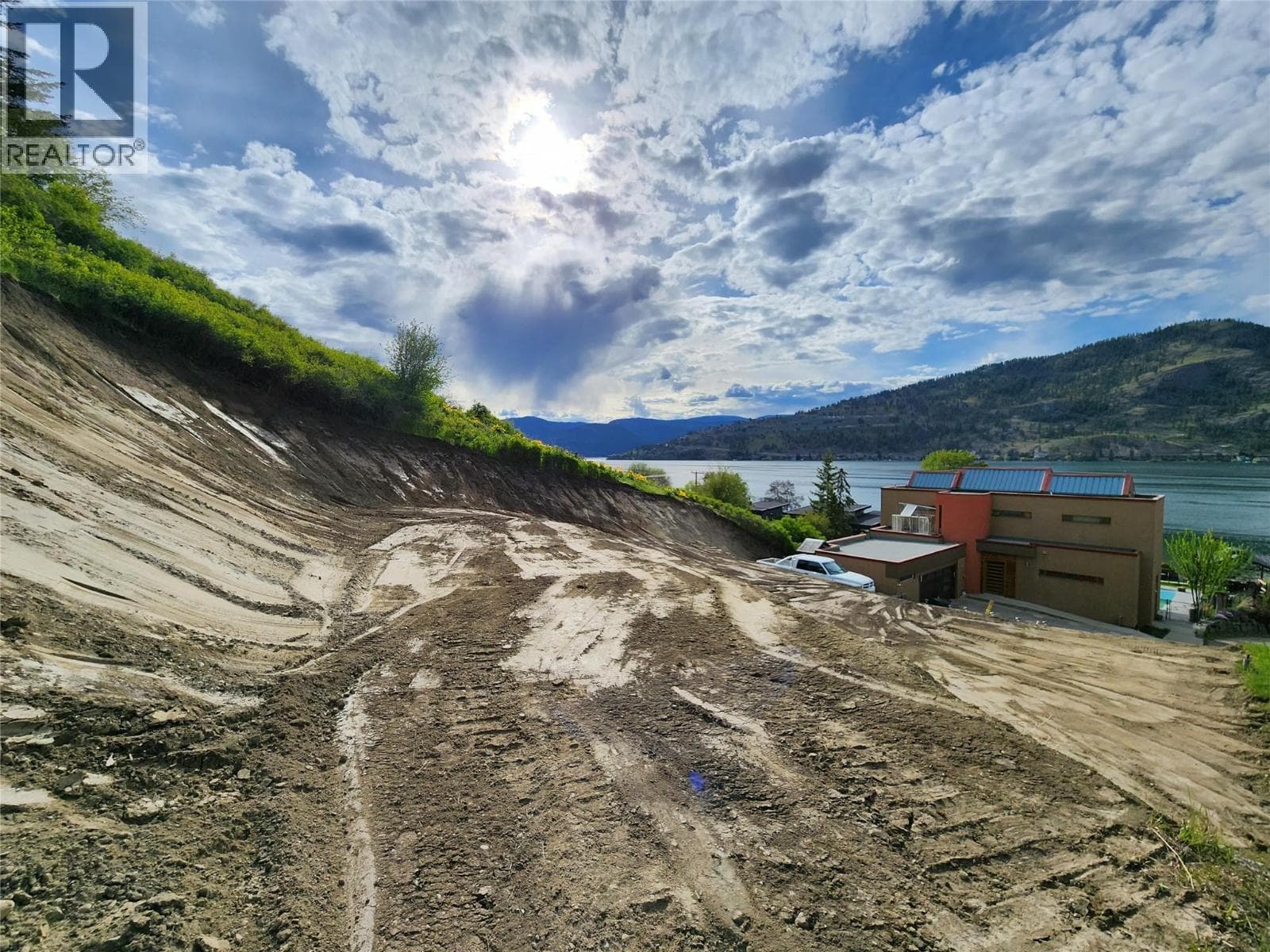 8164 Okanagan Landing Road photo 5