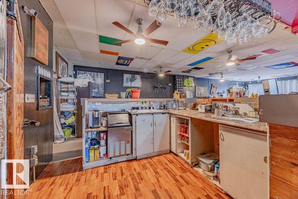 4912 50 ST photo 10