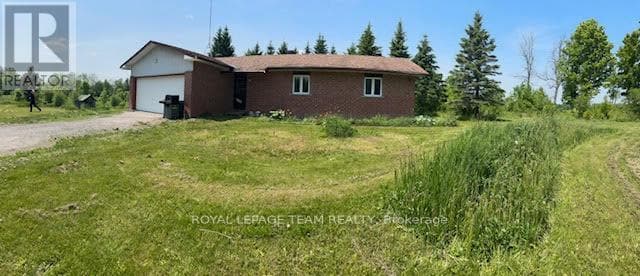 5296 PANMURE ROAD photo 4