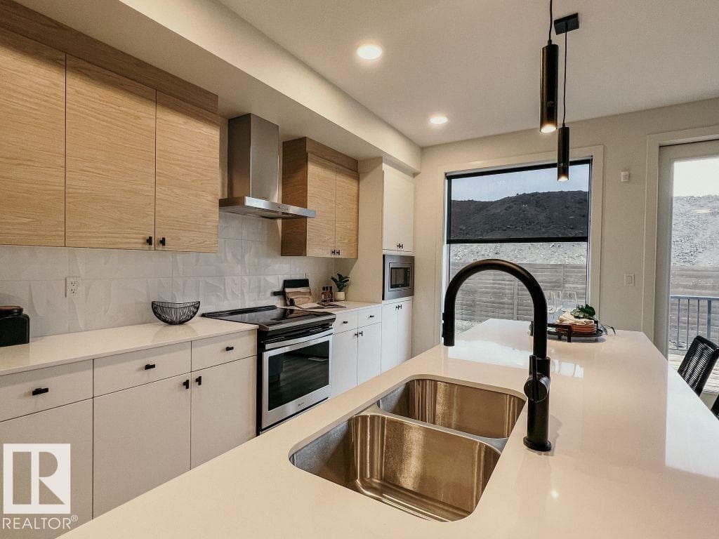 2336 160 ST SW — photo 3