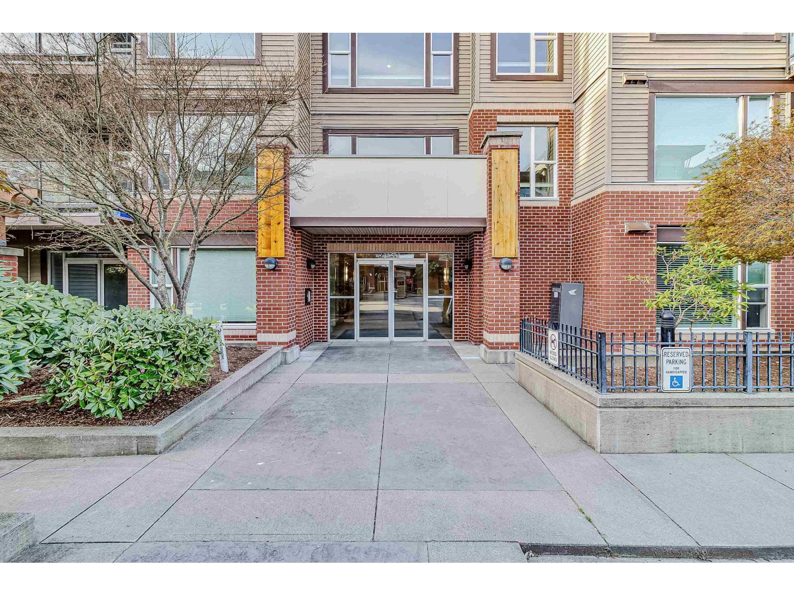 2 bed 2 bath single family at 214 33538 MARSHALL ROAD — $479,900