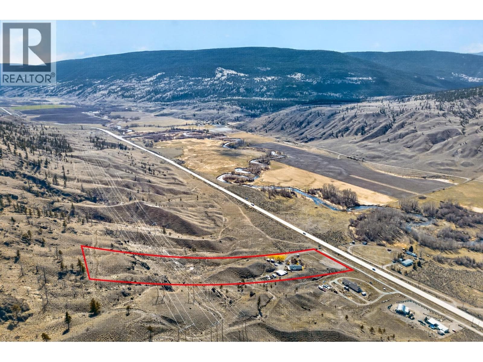 3876 Hills Frontage Road photo 2