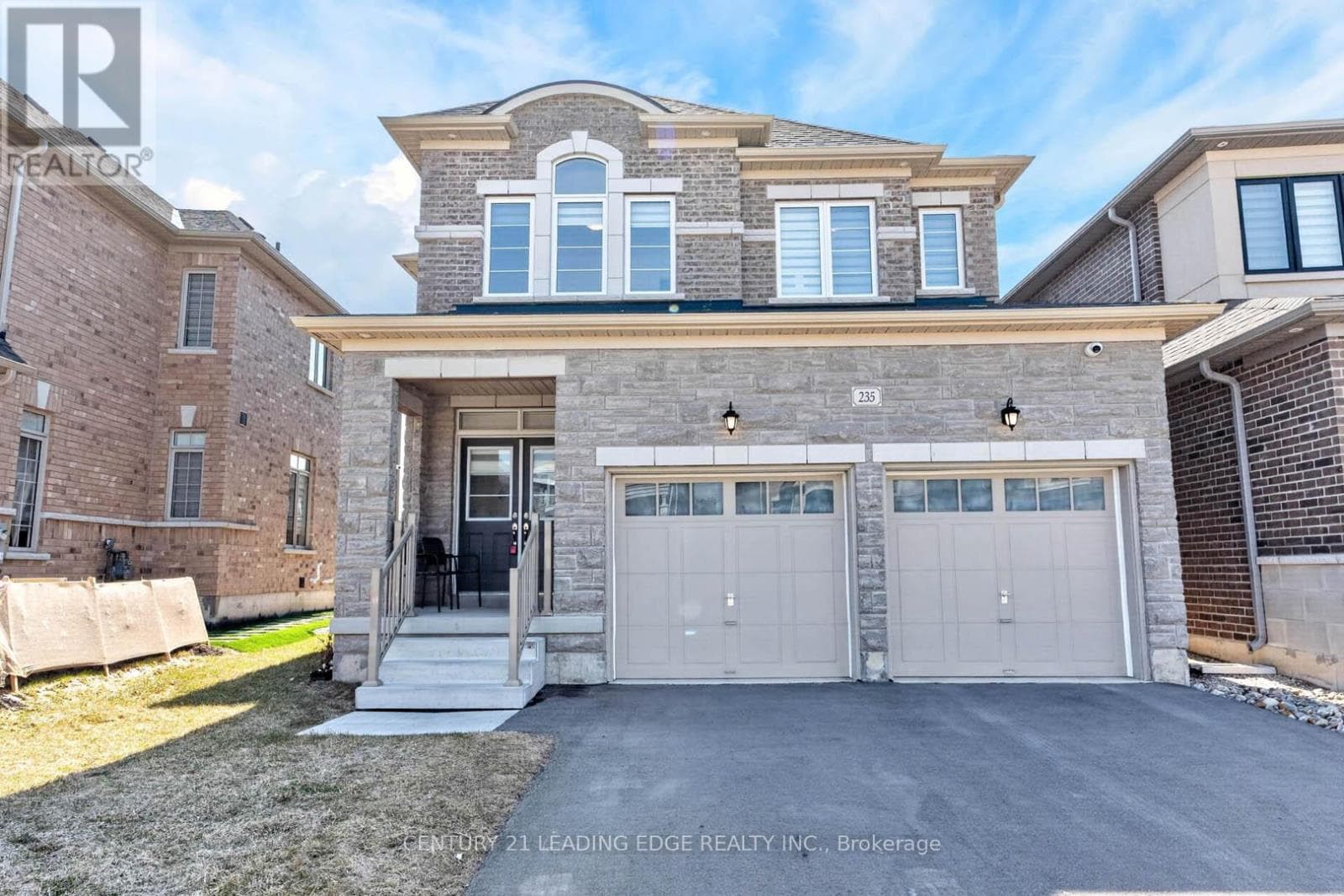 4 bed 3 bath single family at 235 FERRAGINE CRESCENT — $1,199,000
