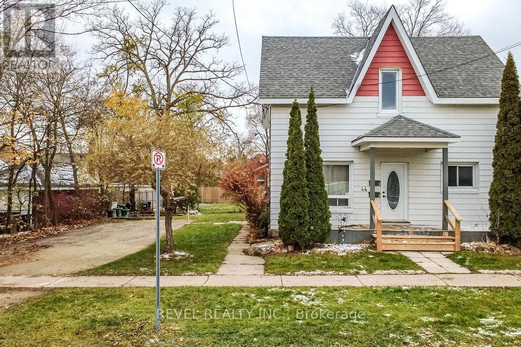 44 PARKSIDE DRIVE photo 2