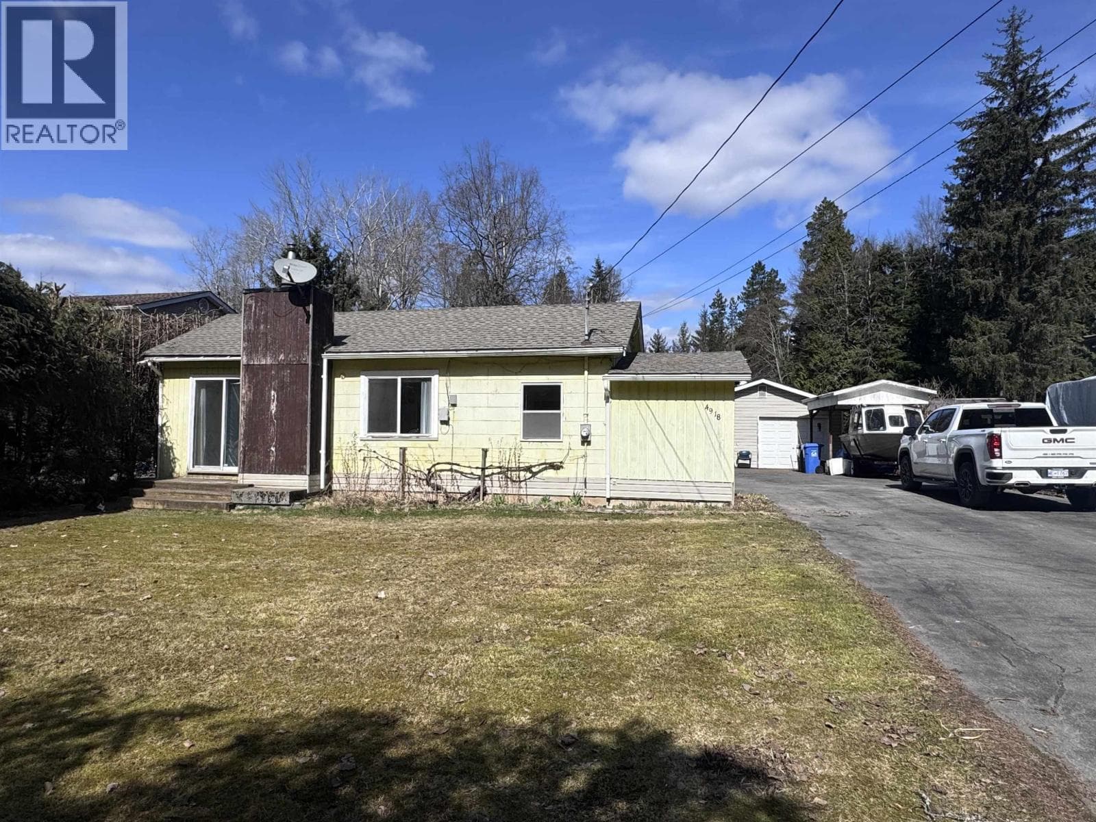 2 bed 1 bath single family at 4918 GRAHAM AVENUE — $339,900