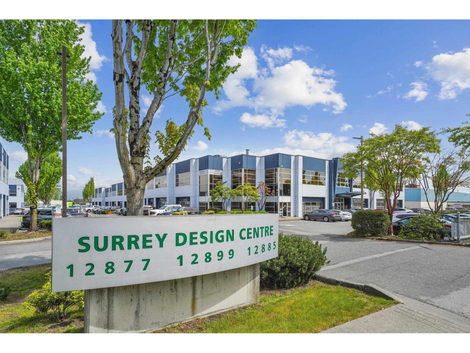office at 257 12899 76 AVENUE — $615,000