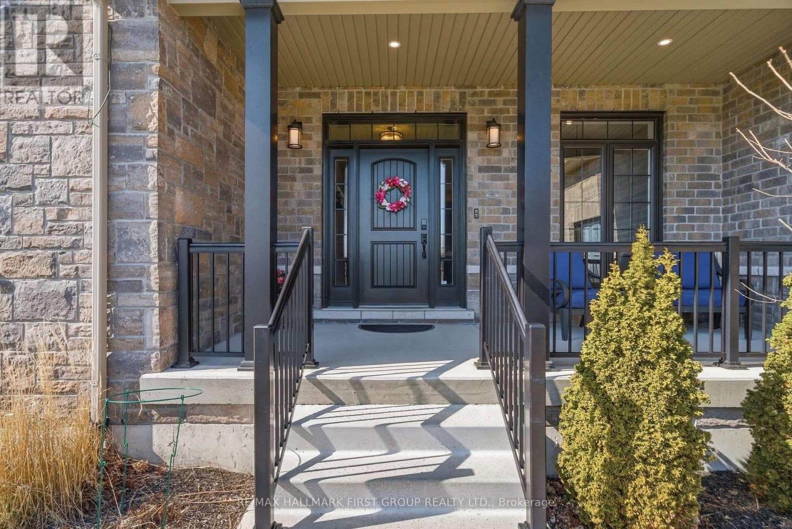 122 GLENS OF ANTRIM WAY photo 2