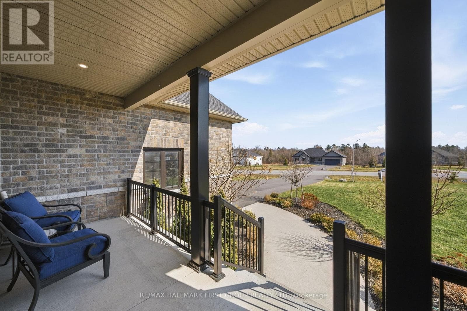 122 GLENS OF ANTRIM WAY photo 3