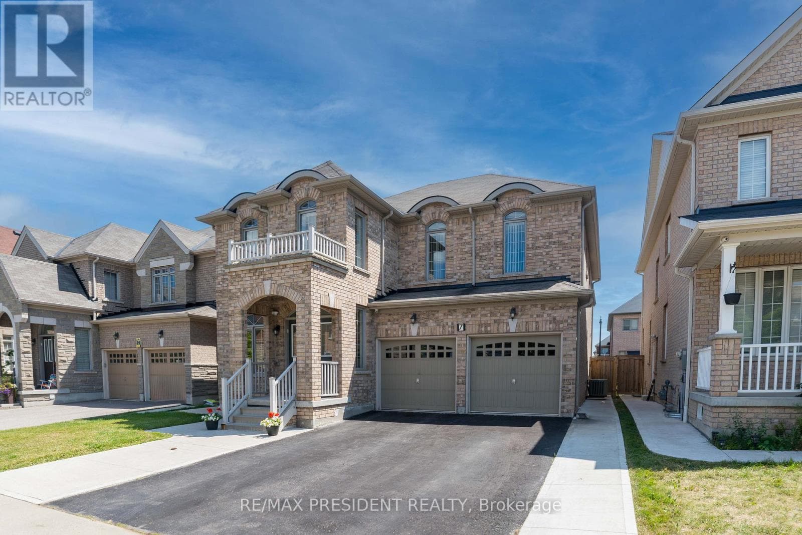 7 WELLPARK WAY photo 2