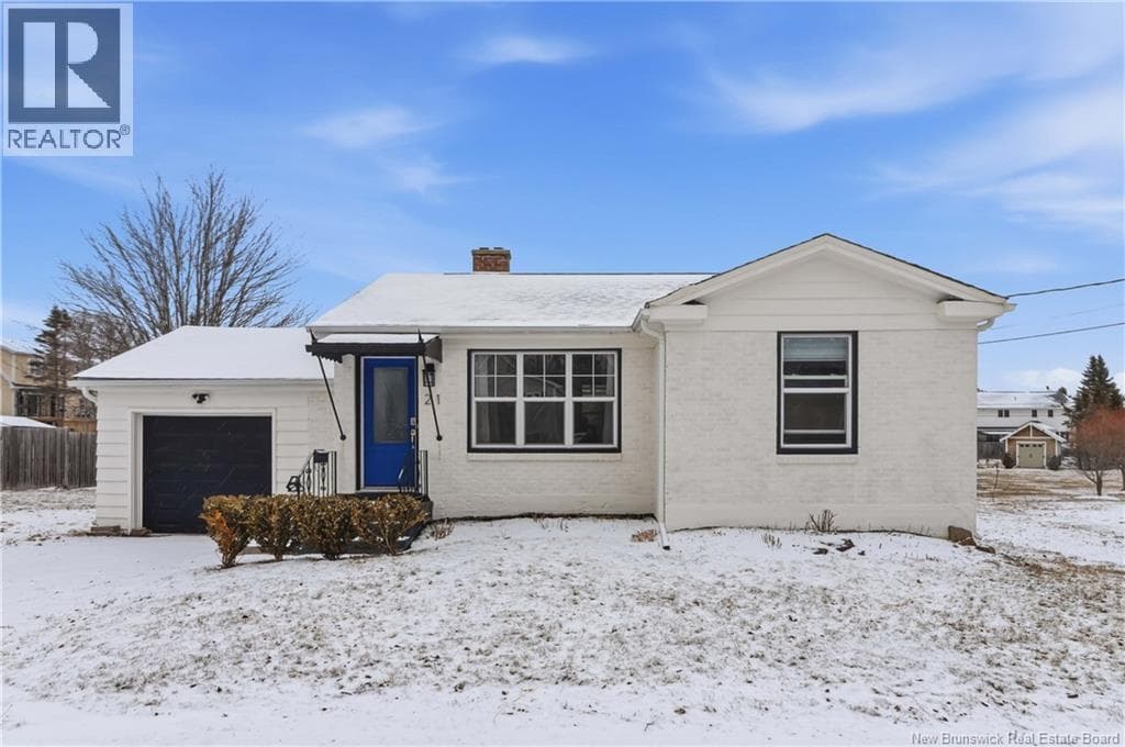 2 bed 2 bath single family at 21 Kenmore Drive — $299,900