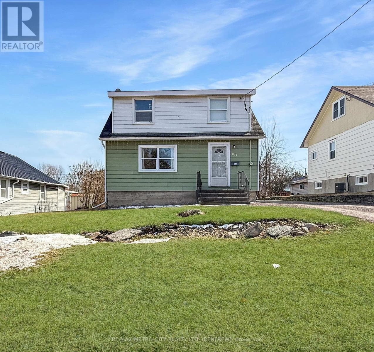 325 JOFFRE AVENUE photo 2