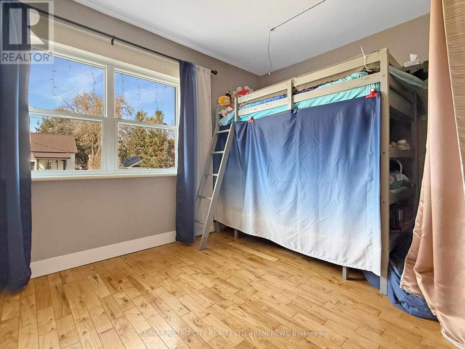 325 JOFFRE AVENUE photo 5