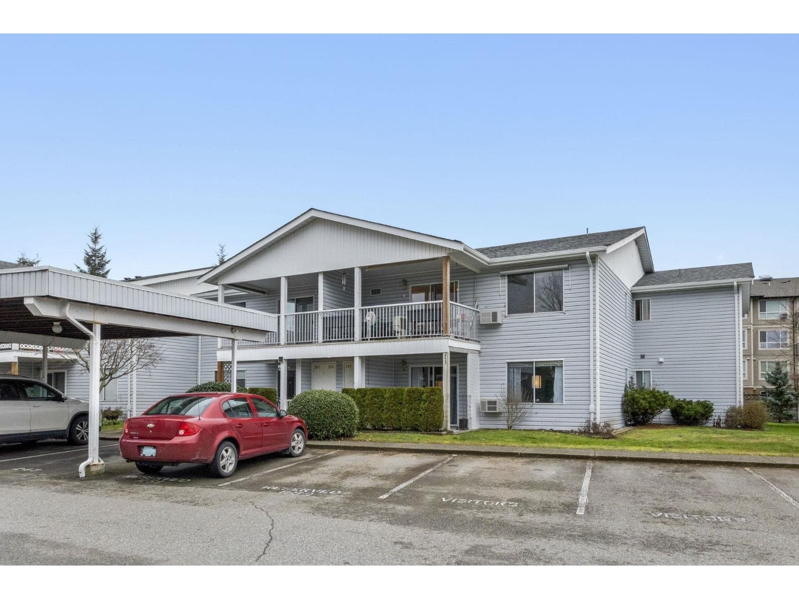 244 32691 GARIBALDI DRIVE photo 2