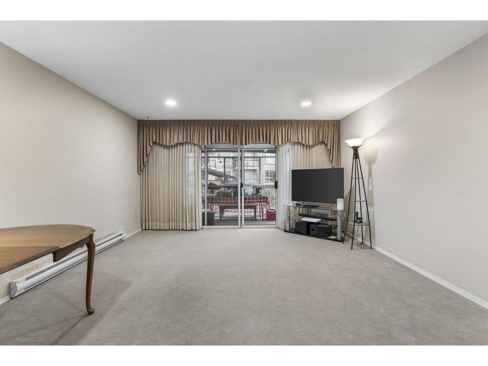 244 32691 GARIBALDI DRIVE photo 3