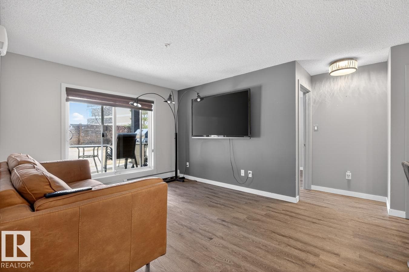 #109 340 WINDERMERE RD NW