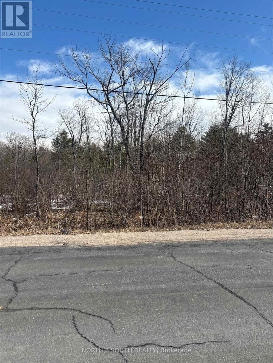 930 HONEY HARBOUR ROAD photo 5